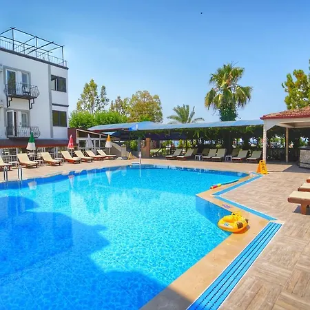 Hotell Yuecel 3*