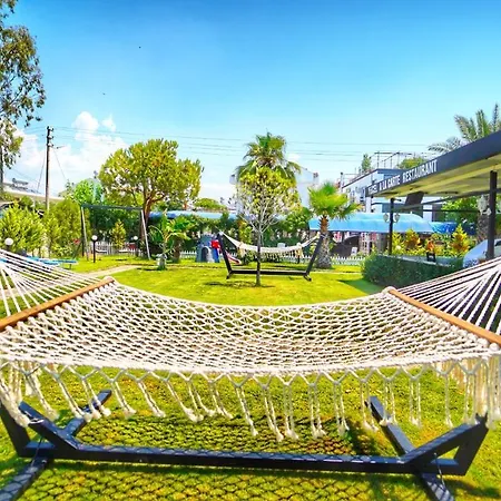 Hotel Yuecel 3*