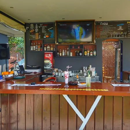 尤塞酒店 费特希耶