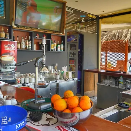 尤塞酒店 3*